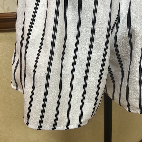 She+Sky romper - Picture 3 of 3